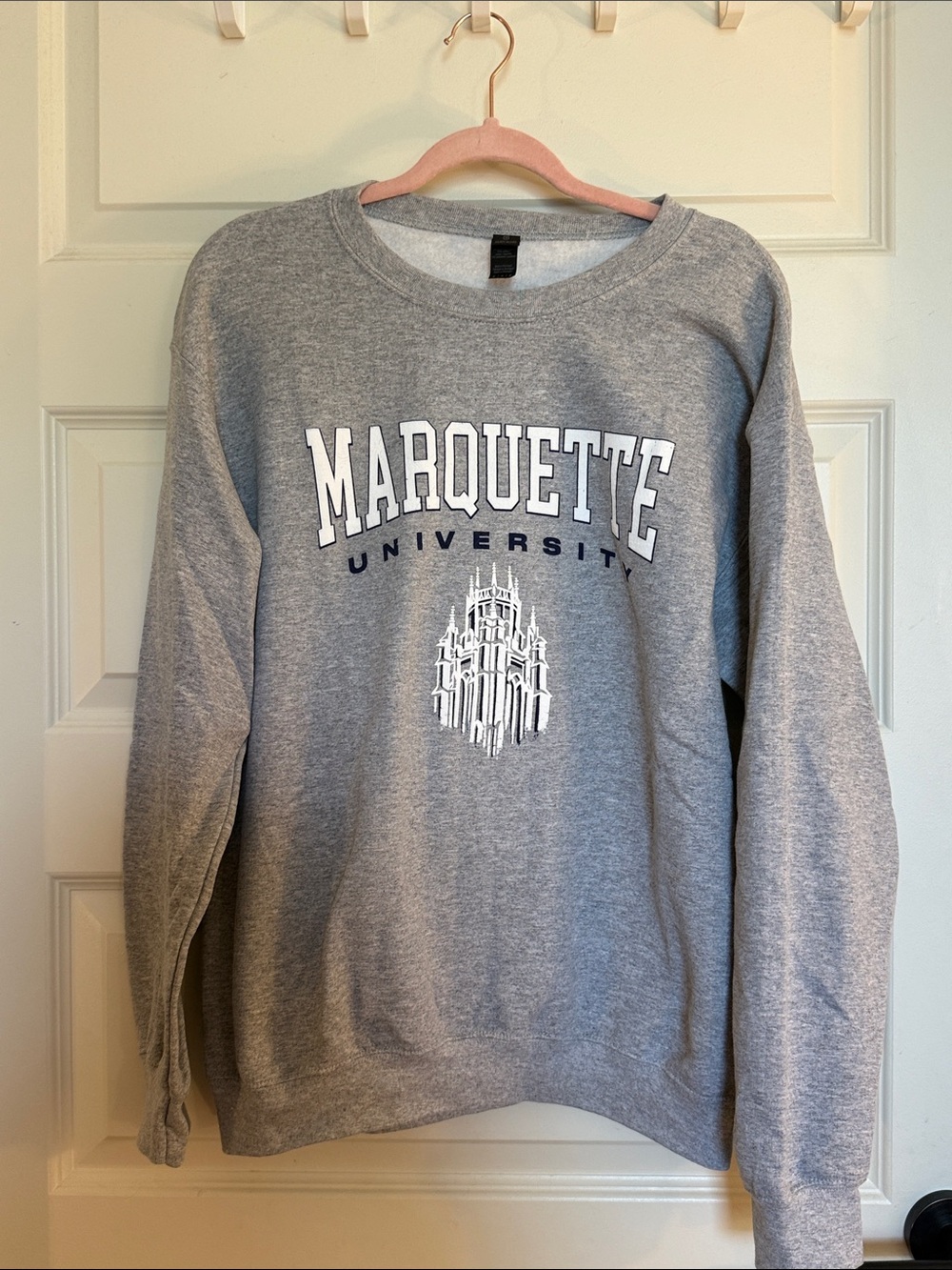 Marquette University Distressed Crewneck Sweatshirt SZ MED
